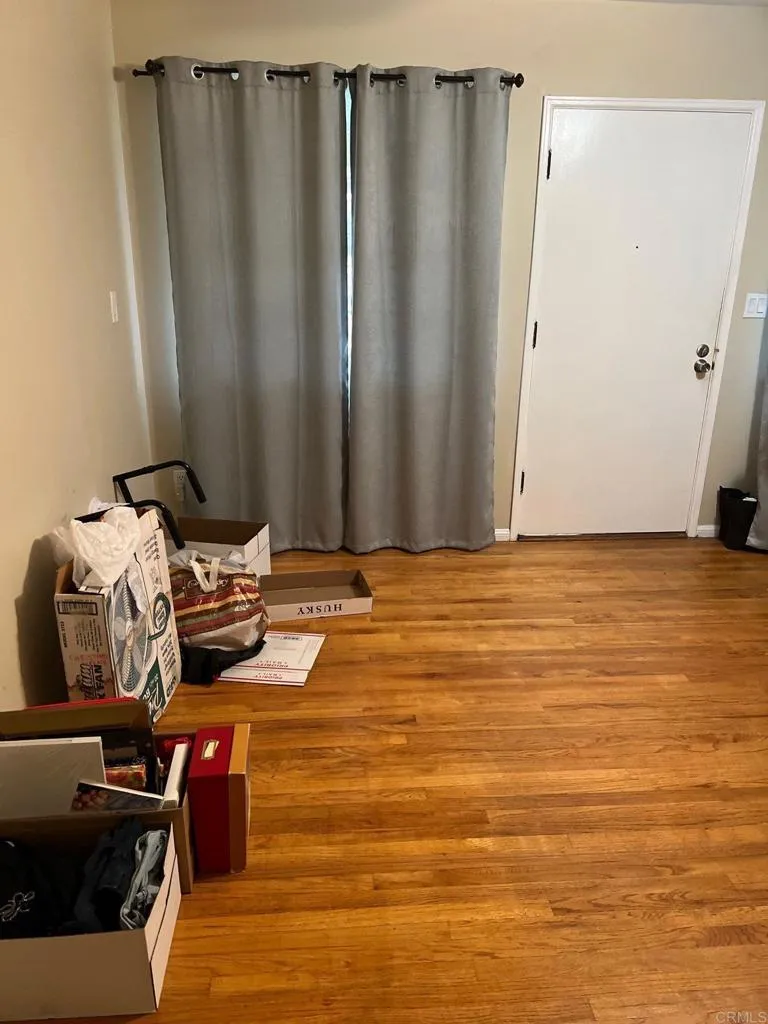 https://cdn.realtyfeed.com/cdn/127/307061385/1b38a204aa3b69c4957875649cdc0ccd.webp
