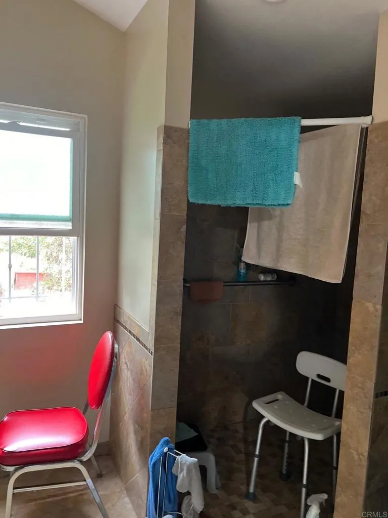 https://cdn.realtyfeed.com/cdn/127/307061385/41b1123baf4d2e3c70604557b0034cd4.webp