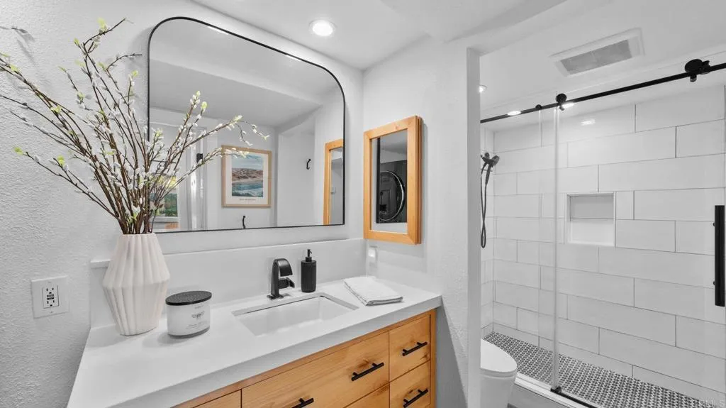 https://cdn.realtyfeed.com/cdn/127/307061391/0e73479a4a99859e829b18e944ef5622.webp