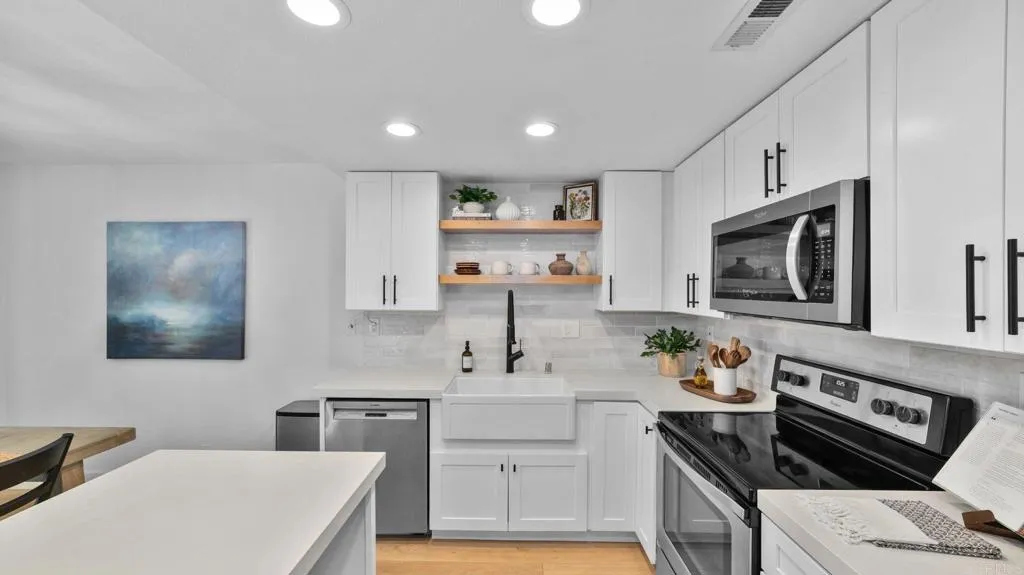 https://cdn.realtyfeed.com/cdn/127/307061391/34db3094246b4482d28da1a9317f8576.webp