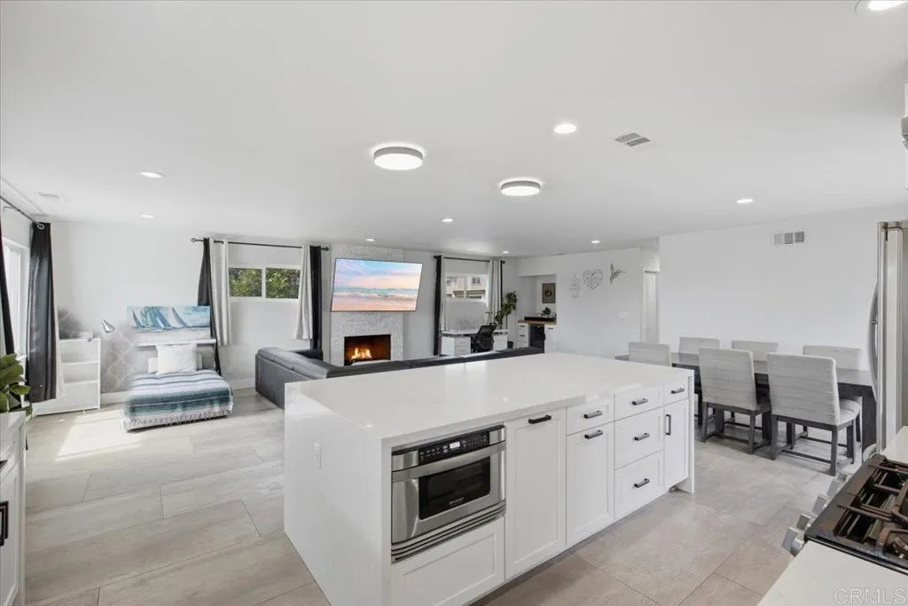 5141 Dubois Drive, San Diego, CA 92117 - Photo 4 of 31, San Diego, CA
