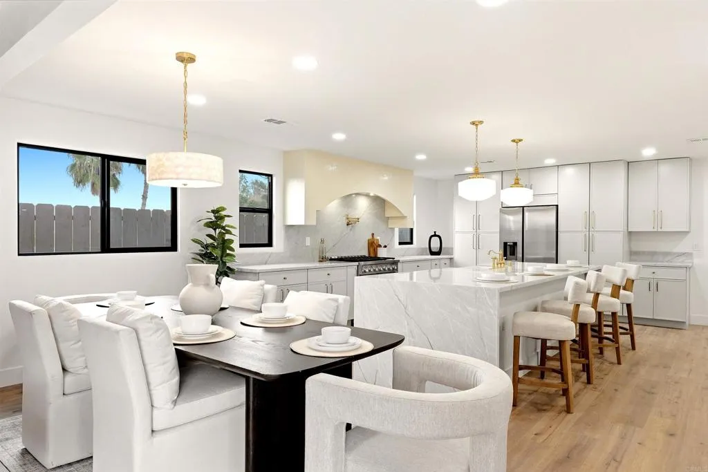 https://cdn.realtyfeed.com/cdn/127/307061440/43affc4e5d0258f802c494c4df3bcba8.webp