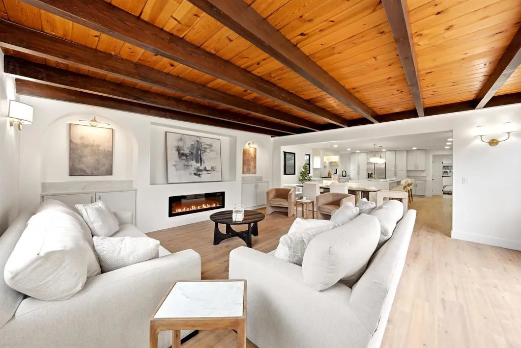 https://cdn.realtyfeed.com/cdn/127/307061440/be38665e787945fe340e2e2fbaa600a4.webp