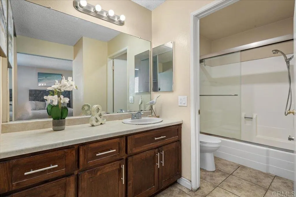 https://cdn.realtyfeed.com/cdn/127/307061514/669b3616f89f989ca511df053a6b15c0.webp