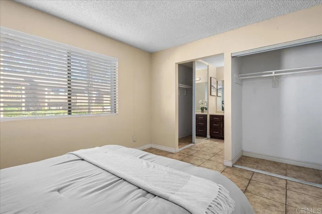 https://cdn.realtyfeed.com/cdn/127/307061514/b3beeeca93df7ff7babdbdb0be477d1d.webp