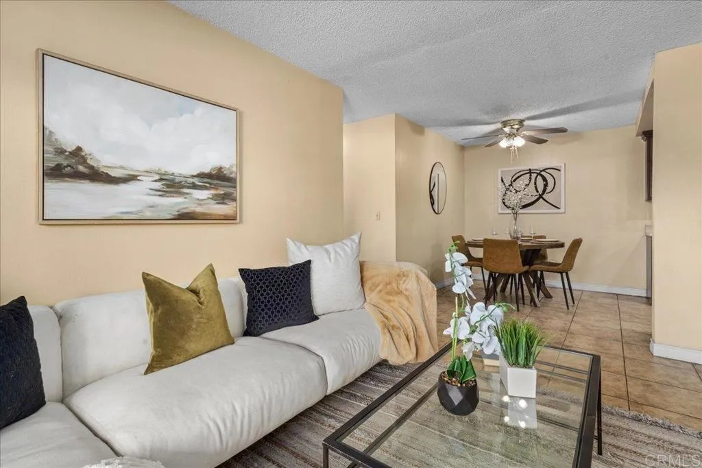 https://cdn.realtyfeed.com/cdn/127/307061514/e9422aaaff38416697962893809afa78.webp