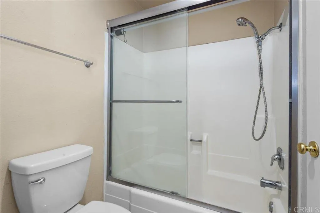 https://cdn.realtyfeed.com/cdn/127/307061514/ecea75f33d3dc5340e7d707f8a5a926d.webp