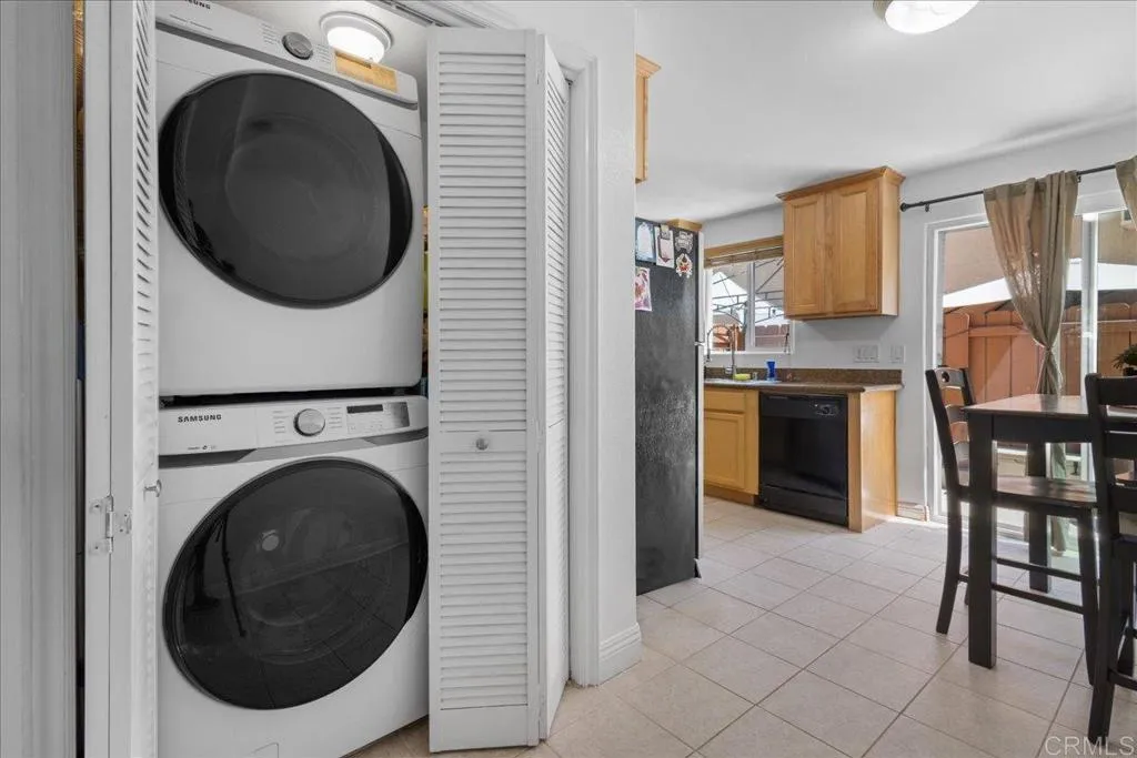 https://cdn.realtyfeed.com/cdn/127/307061521/0934051568e7a4fdcdea8eb08d00ebe5.webp