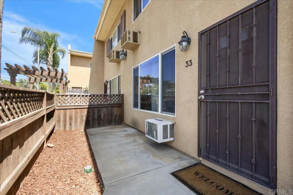 https://cdn.realtyfeed.com/cdn/127/307061521/0c3fd93676aea527ba200a63a5378fed.webp