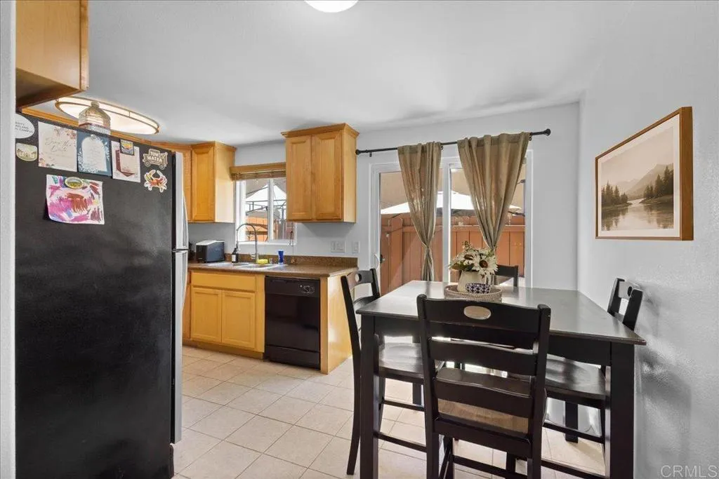https://cdn.realtyfeed.com/cdn/127/307061521/211bab789f8d9600542a243003851f8f.webp