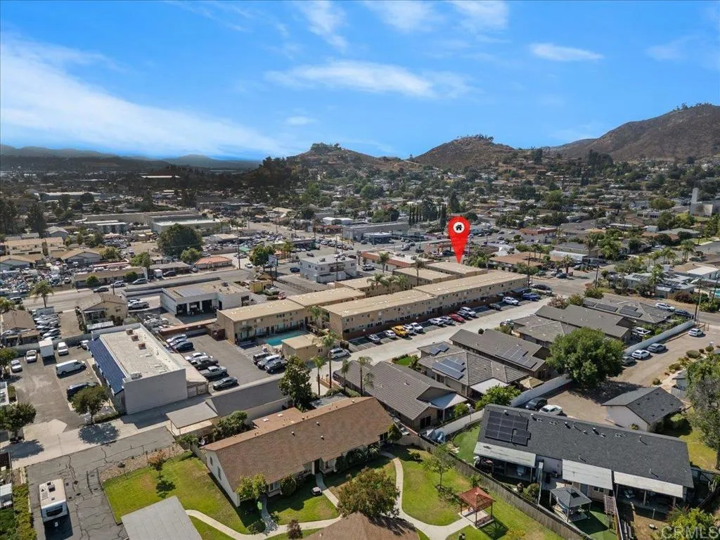 https://cdn.realtyfeed.com/cdn/127/307061521/26519ebe5ea08d770c94267706ec7674.webp