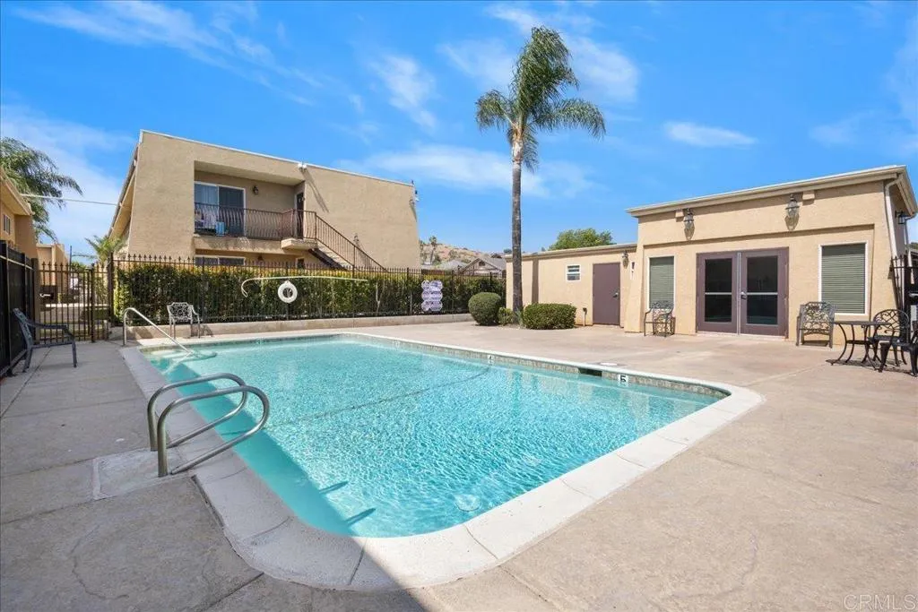 https://cdn.realtyfeed.com/cdn/127/307061521/3d820d6c5c41c05c87d7ab5d917d1d37.webp