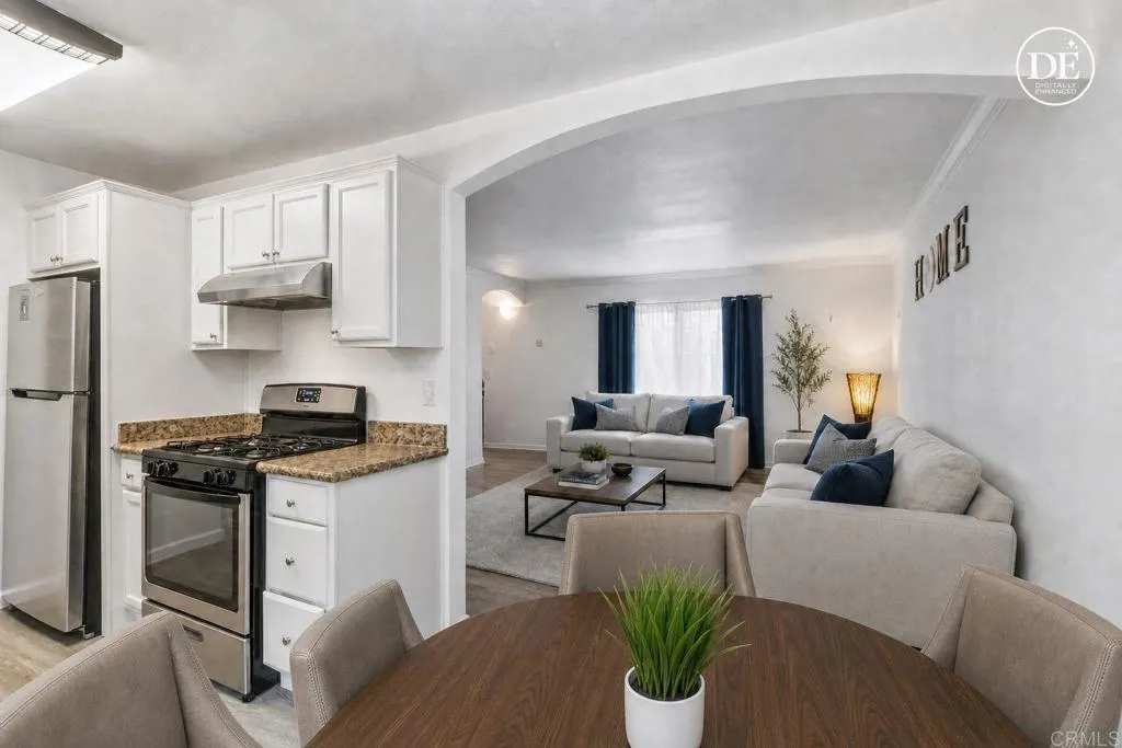 https://cdn.realtyfeed.com/cdn/127/307061552/c21e580a10aa3e83507307db12bb3acd.webp