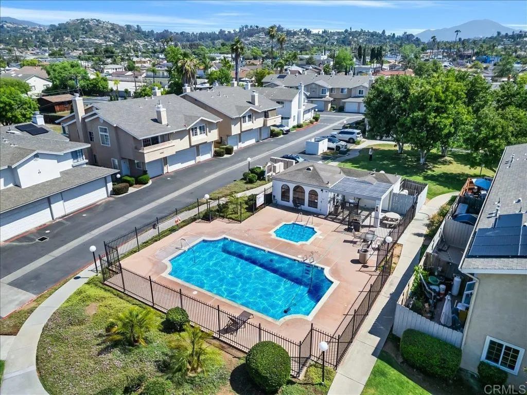 https://cdn.realtyfeed.com/cdn/127/307061554/1891444f23ac12c841555c868237bd50.webp