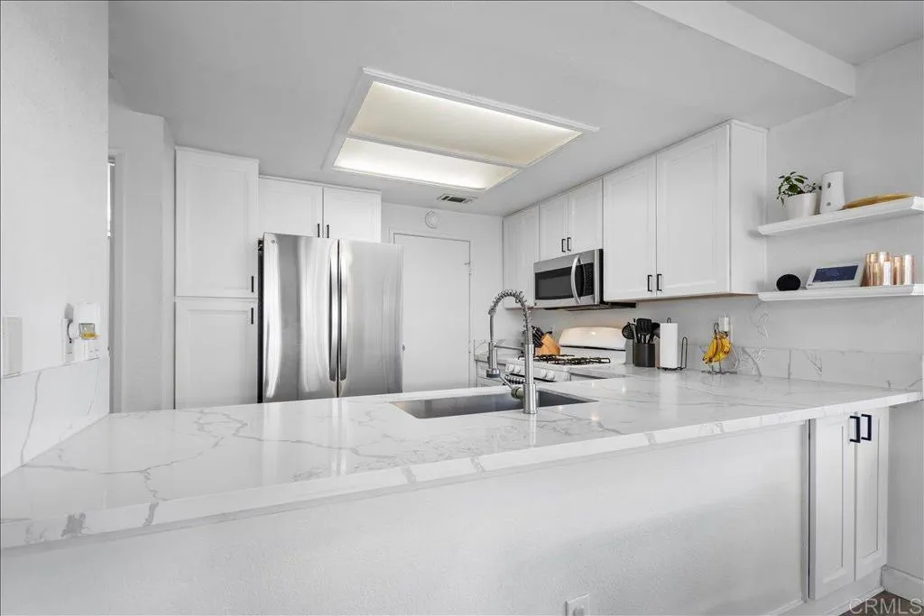 https://cdn.realtyfeed.com/cdn/127/307061554/1e7fe89b8faede0ed663c6917b3205bf.webp