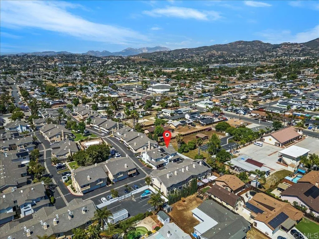 https://cdn.realtyfeed.com/cdn/127/307061554/3e13d2f3cf1f72dae6d67749fa8b53a4.webp