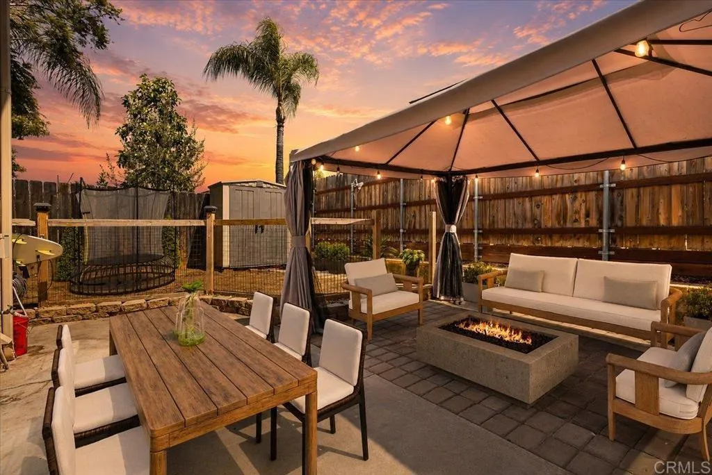 https://cdn.realtyfeed.com/cdn/127/307061554/68d1f05471ce29ea73152c99dc02a52c.webp