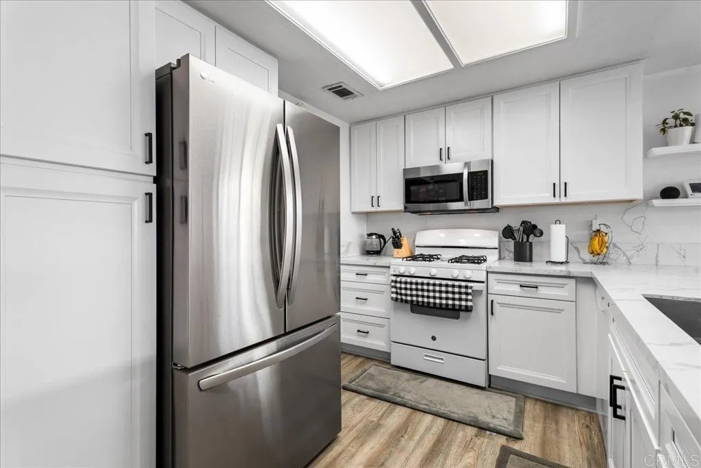 https://cdn.realtyfeed.com/cdn/127/307061554/7c3c8e5561c226dc130bd55ce5ac95e7.webp