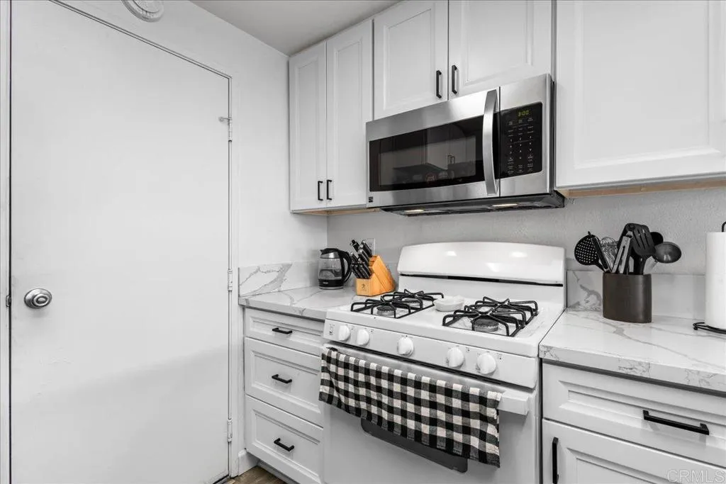 https://cdn.realtyfeed.com/cdn/127/307061554/d0b294365df8747f0834817068b56dae.webp
