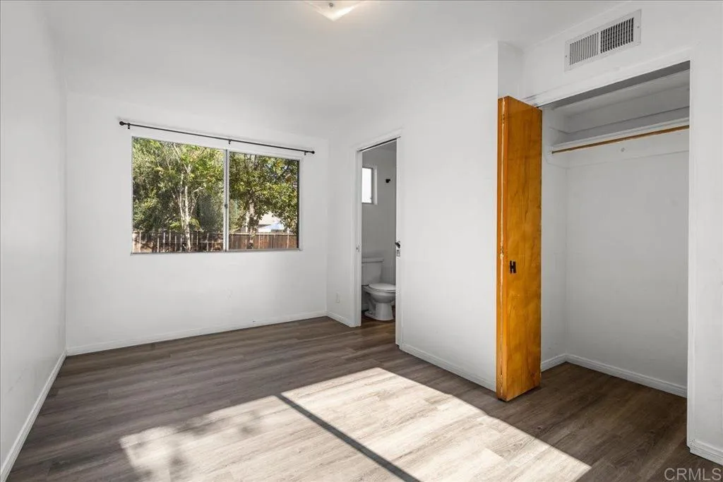 https://cdn.realtyfeed.com/cdn/127/307061581/298eb08b9513c0bfe34ae9f4116f78e4.webp