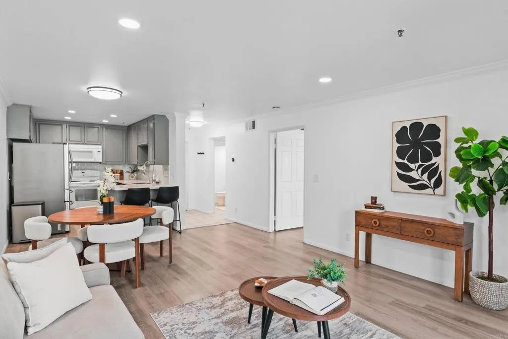 5705 Friars Road Unit 7, San Diego, CA 92110 - Main photo, San Diego, CA