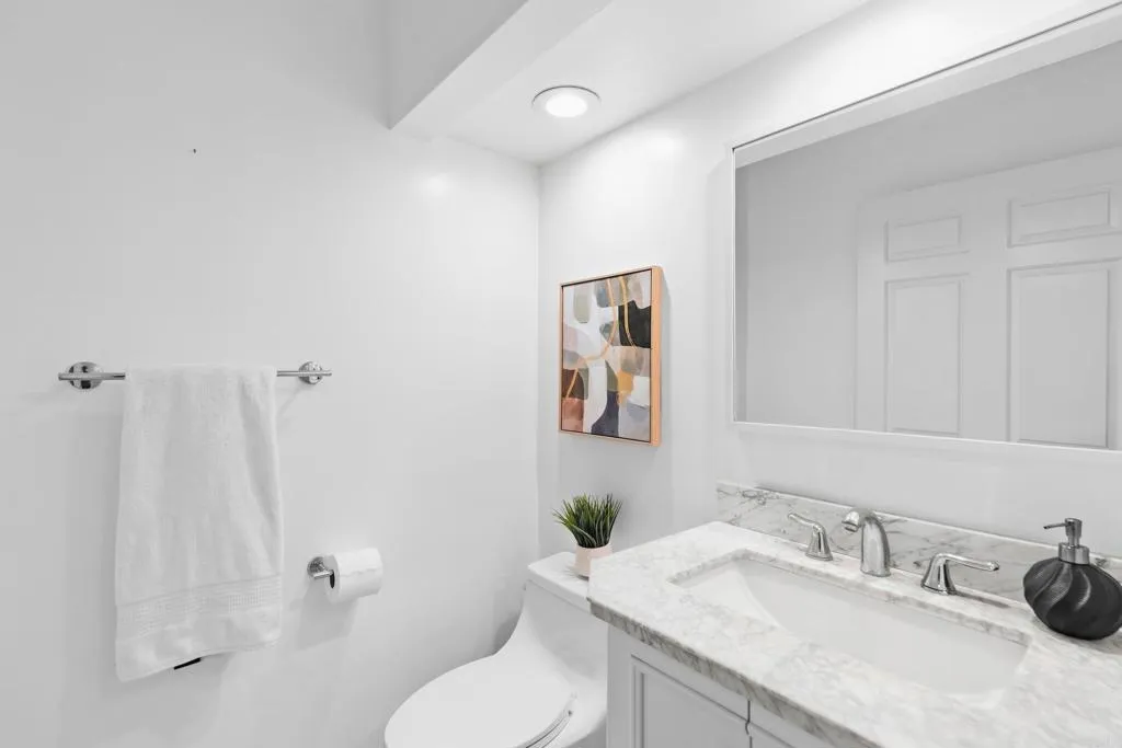 5705 Friars Road Unit 7, San Diego, CA 92110 - Photo 3 of 27, San Diego, CA