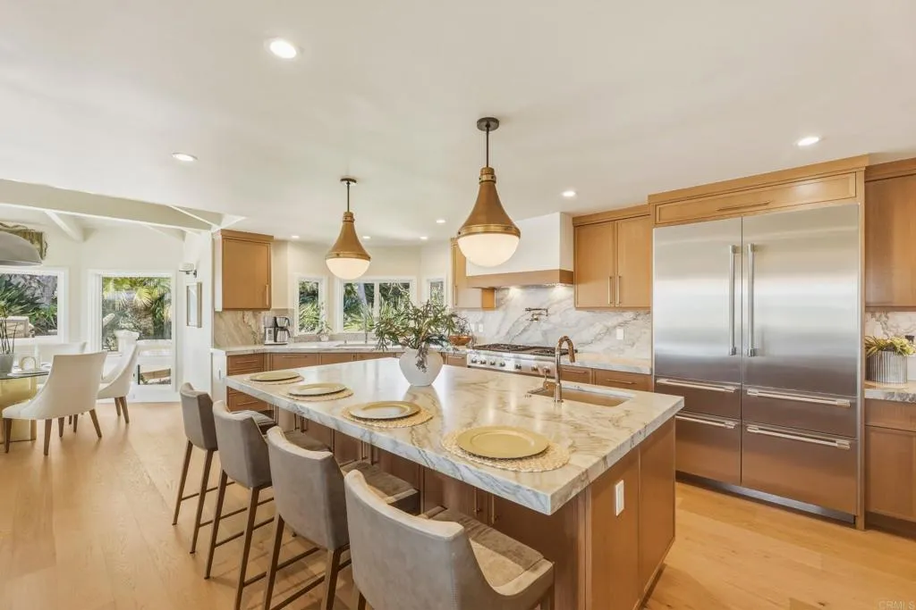 https://cdn.realtyfeed.com/cdn/127/307061619/2db46254a499f8fffb2865a81a1b8154.webp