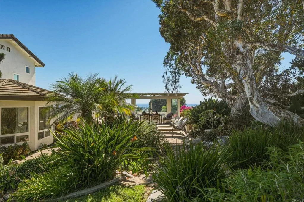 https://cdn.realtyfeed.com/cdn/127/307061619/b23a1069bd0fb38aaca60b3b95ab751c.webp