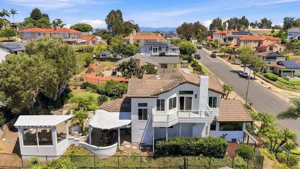 https://cdn.realtyfeed.com/cdn/127/307061619/e1a1952a23a23cceef67b376803b066c.webp