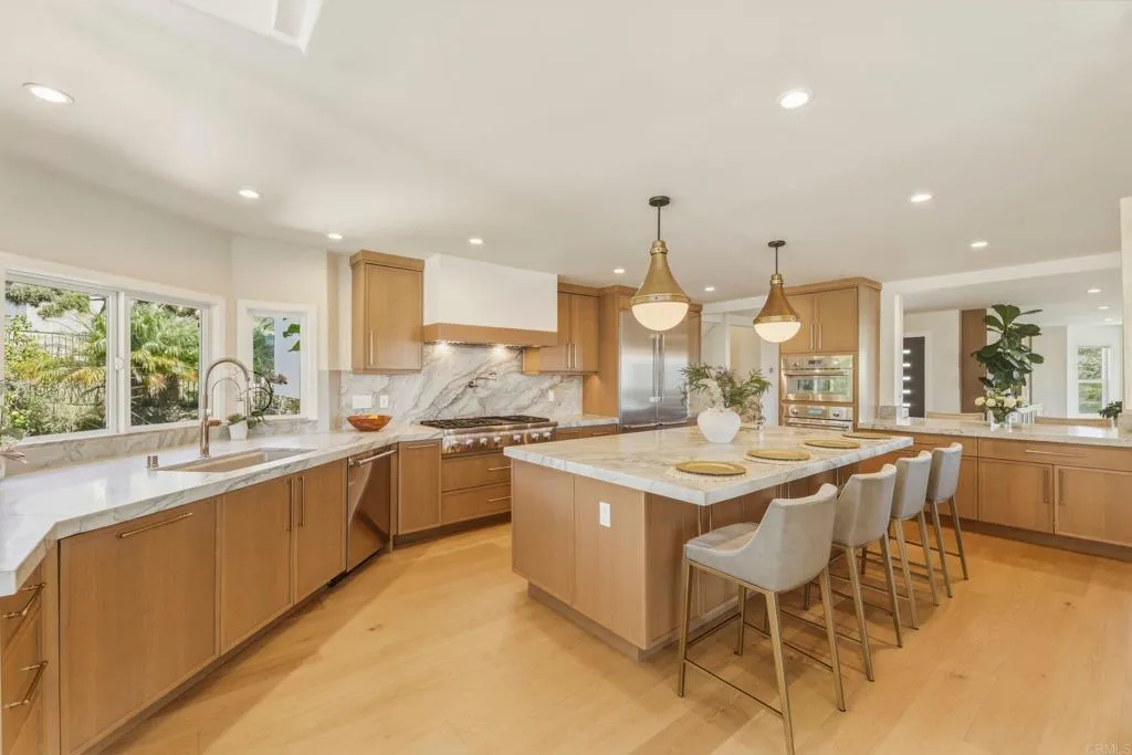 https://cdn.realtyfeed.com/cdn/127/307061619/f873ebbc0ad50b69358165dd08b39dfc.webp