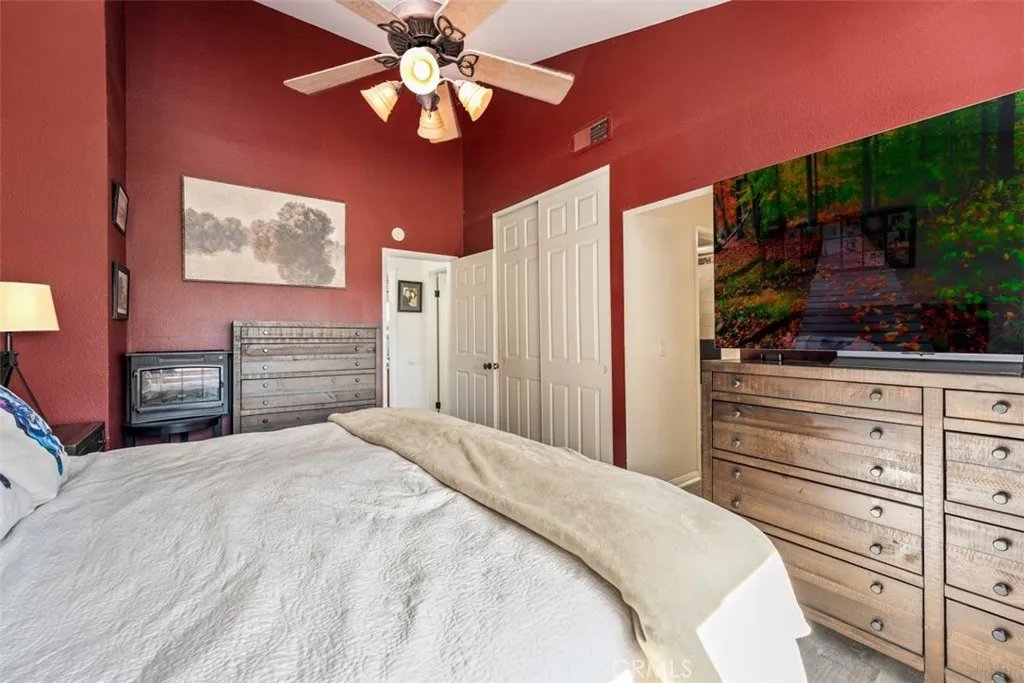 https://cdn.realtyfeed.com/cdn/127/307061638/de477fd4d33e9713f4756f057a8378cf.webp