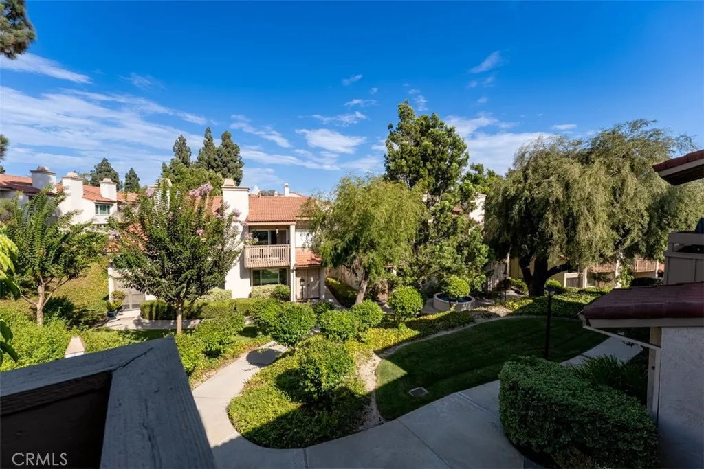 https://cdn.realtyfeed.com/cdn/127/307061638/ed1267acfe21a20d99f10c732ff38177.webp