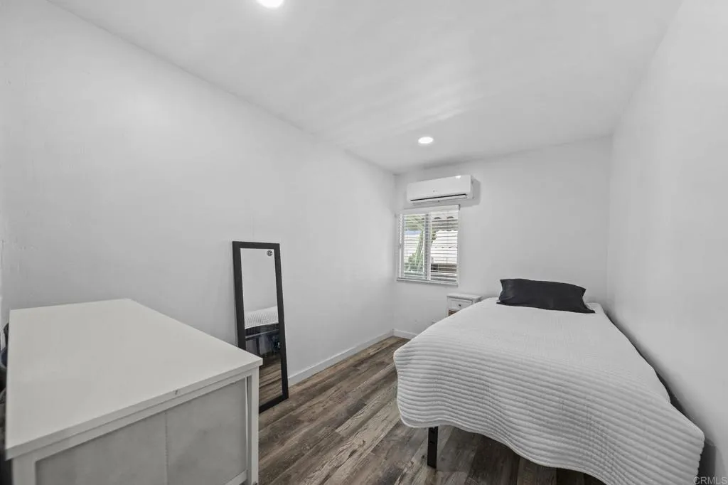https://cdn.realtyfeed.com/cdn/127/307061654/03a92f2eedeaf35d6b1697ce367d648c.webp