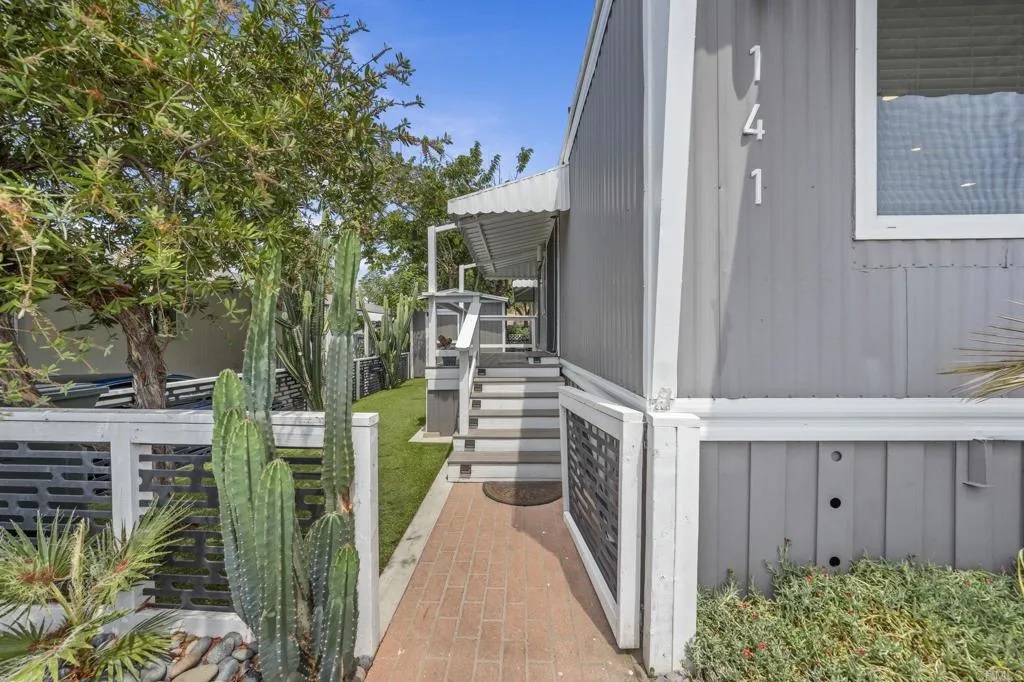https://cdn.realtyfeed.com/cdn/127/307061654/1c79855f15ccd2699fe551d9c174cadc.webp