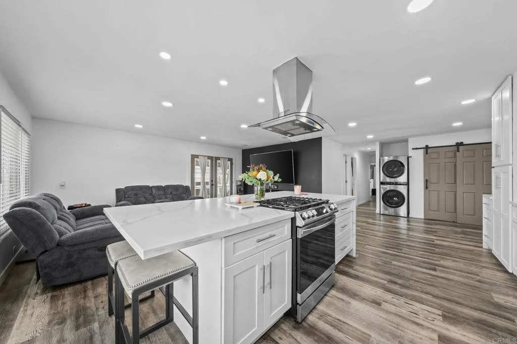 https://cdn.realtyfeed.com/cdn/127/307061654/5e28a80555aae6f0a76c56af242f47d5.webp