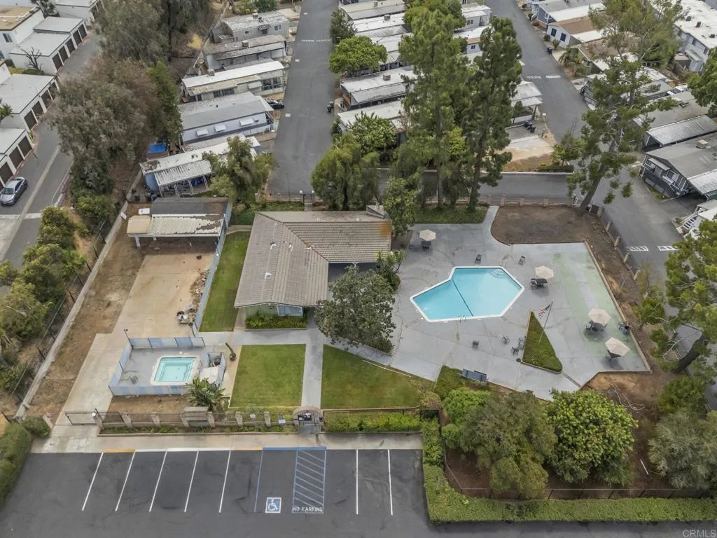 https://cdn.realtyfeed.com/cdn/127/307061654/de75813e9fcabd2ff412c79ea7ec9af8.webp