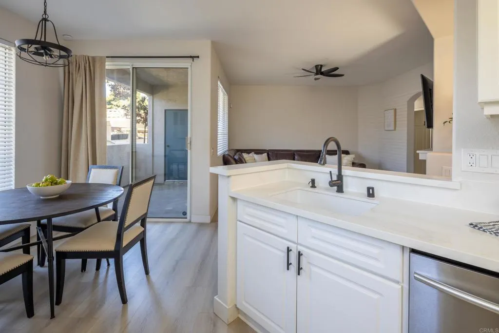 10810 Sabre Hill Dr. Unit 175, San Diego, CA 92128 - Photo 5 of 22, San Diego, CA