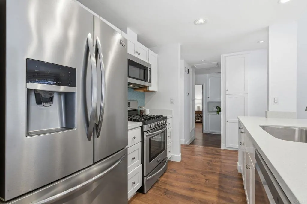 https://cdn.realtyfeed.com/cdn/127/307061661/7f83a01fb2c3cb8f041358b31baf375e.webp