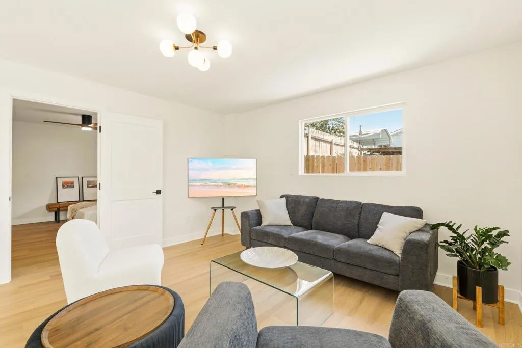 https://cdn.realtyfeed.com/cdn/127/307061740/45e625efeca77c6766f0d06cd5901a3c.webp
