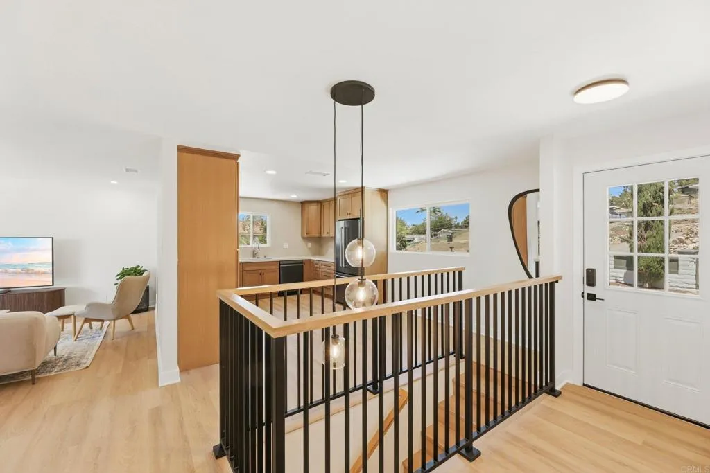 https://cdn.realtyfeed.com/cdn/127/307061740/7c8bb529bd6ddbb9032470425c48f038.webp