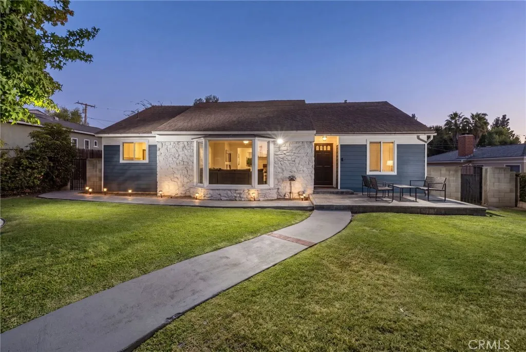 11736 Beverly Drive