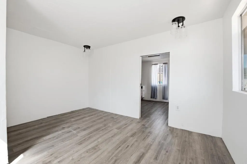 https://cdn.realtyfeed.com/cdn/127/307061819/202020b8f14a85cd969f79010f9651ab.webp