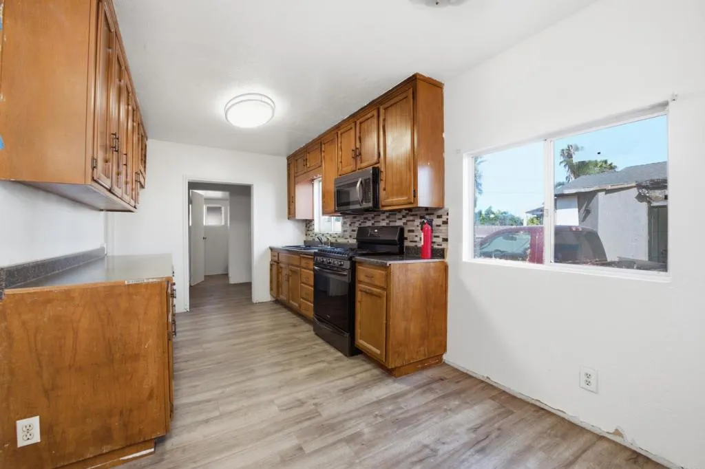 https://cdn.realtyfeed.com/cdn/127/307061819/aca0eb5a7c02a335d6f5e3b2cb6bcf64.webp
