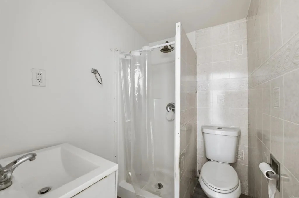 https://cdn.realtyfeed.com/cdn/127/307061819/d27e004ba18c4a280708a0541e927482.webp
