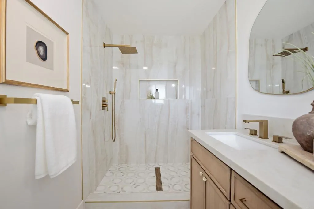 https://cdn.realtyfeed.com/cdn/127/307061847/693cbf7293ccf05b20c779c3ec730812.webp