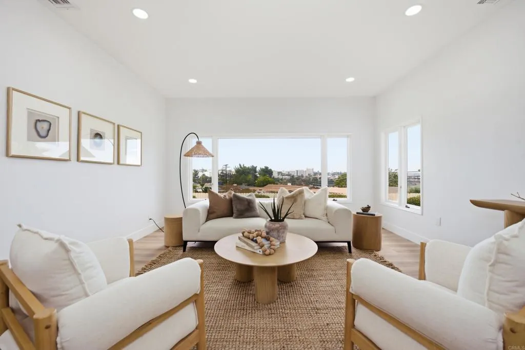 6111 Del Cerro Boulevard, San Diego, CA 92120 - Photo 5 of 37, San Diego, CA