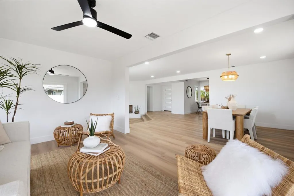 https://cdn.realtyfeed.com/cdn/127/307061847/b421c2ded231fe44b16d517641eea0db.webp