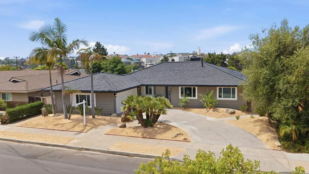 https://cdn.realtyfeed.com/cdn/127/307061847/f9a2ed0468ffcda84220fbdfef364fca.webp