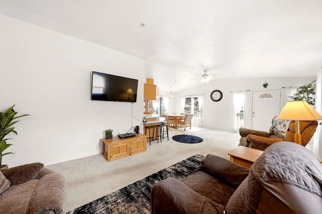 https://cdn.realtyfeed.com/cdn/127/307061864/4826f889e9f51f0e04ab27a1a651a2ce.webp