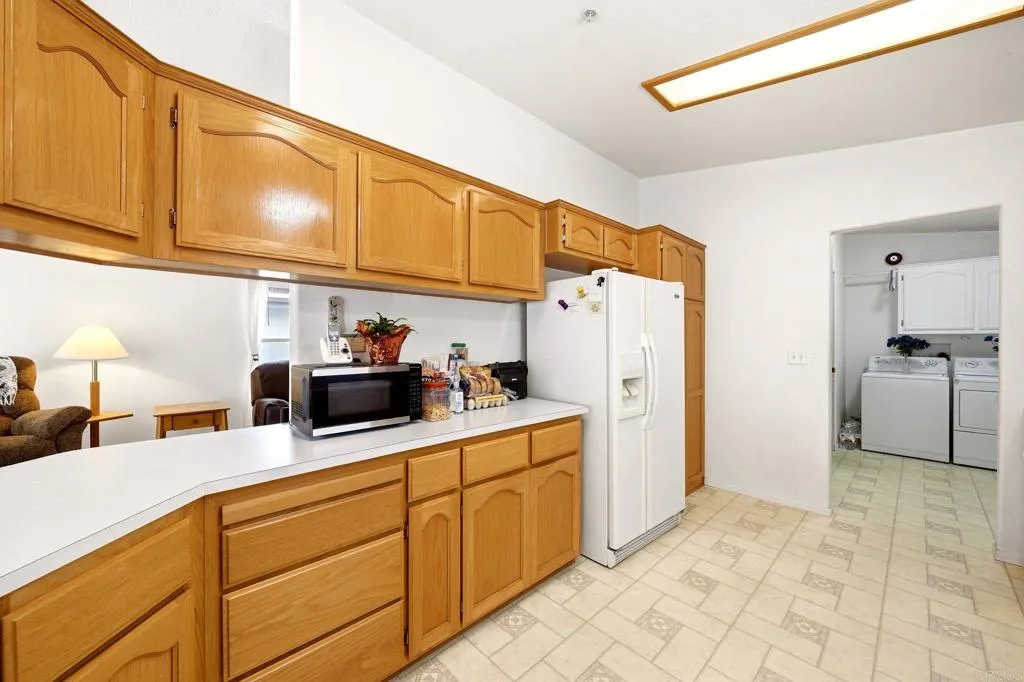 https://cdn.realtyfeed.com/cdn/127/307061864/a822a1e23f1e4d7840b07da5f8094be7.webp